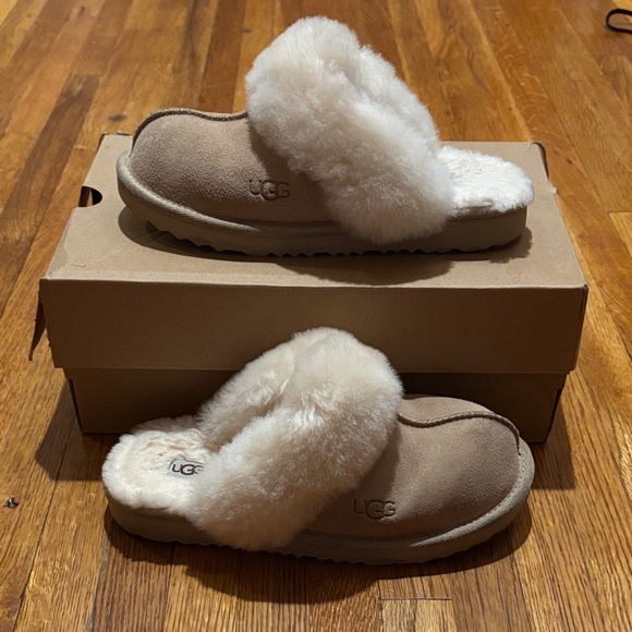 UGG K Cozy II Sand Kids 3 WD - Picture 1 of 5